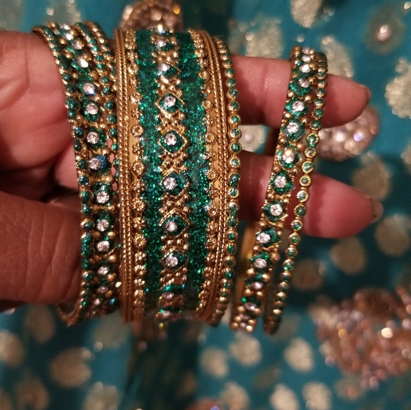 3 PIECE INDIAN OUTFIT - Picture 2 of 15